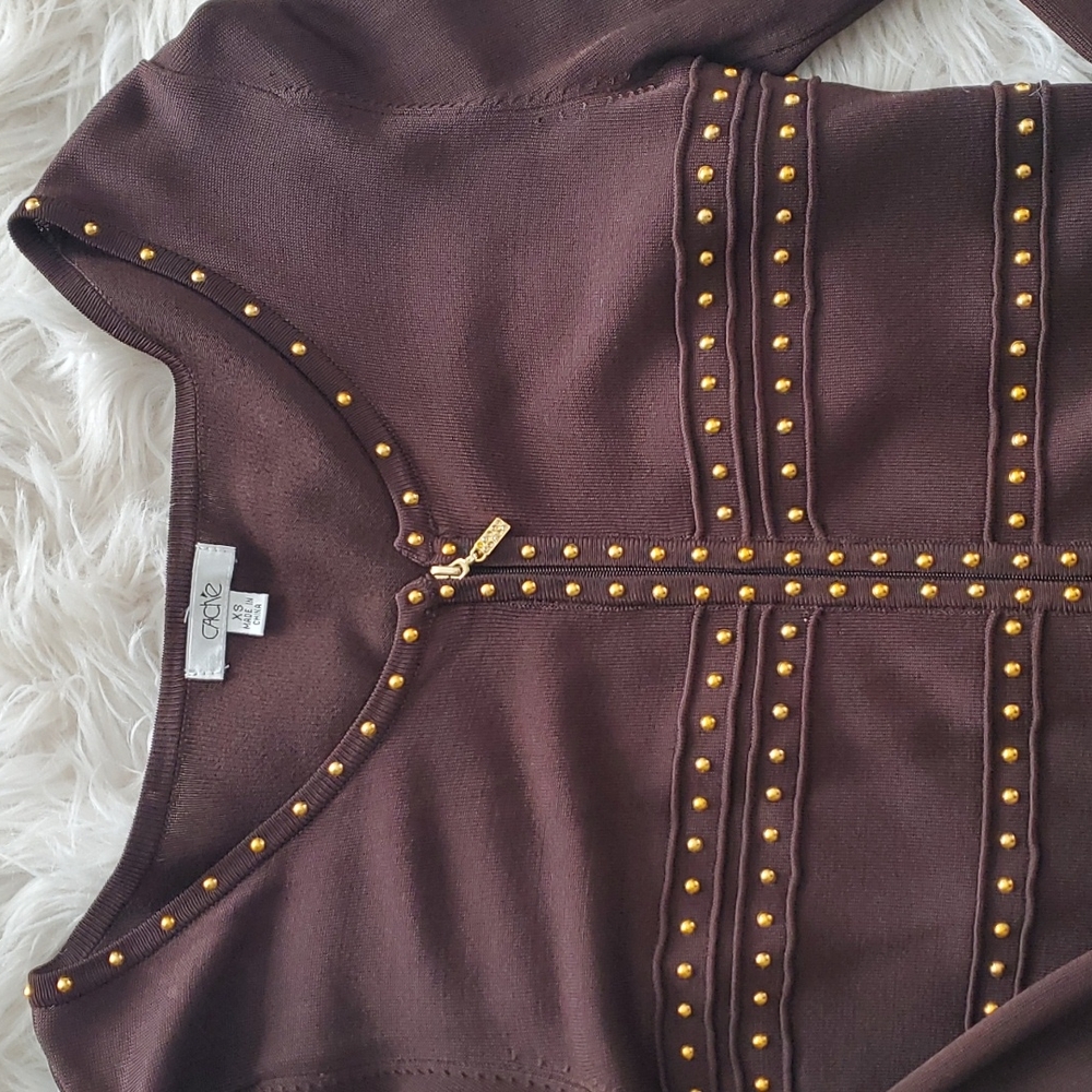 Cache sweater